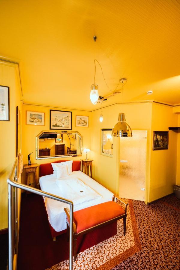 Design Hotel ออยส์เคียร์เชิน ภายนอก รูปภาพ